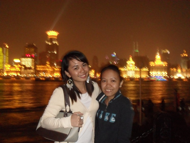 Sorry for a very bad shot here in the Bund. we're no photograpers! brr. .