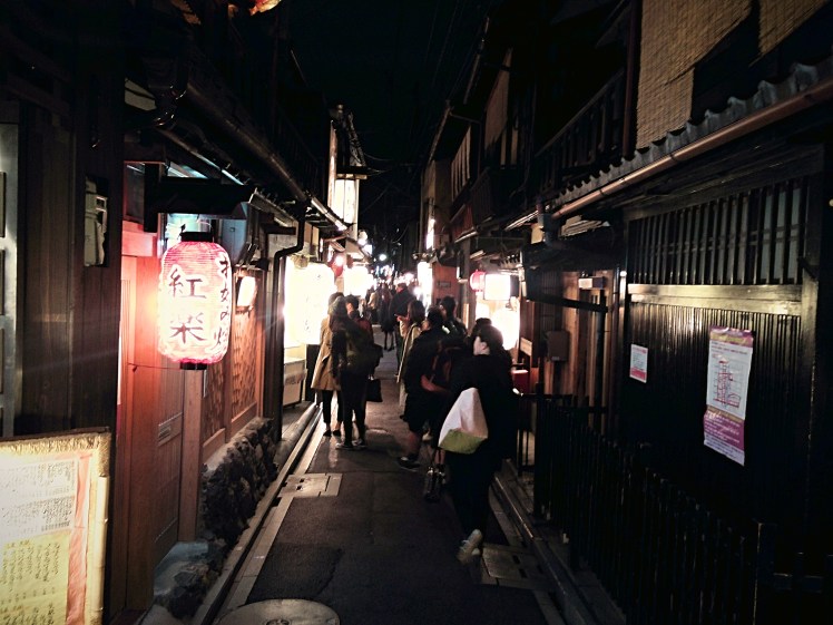 Gion_Pontocho - 12_Fotor